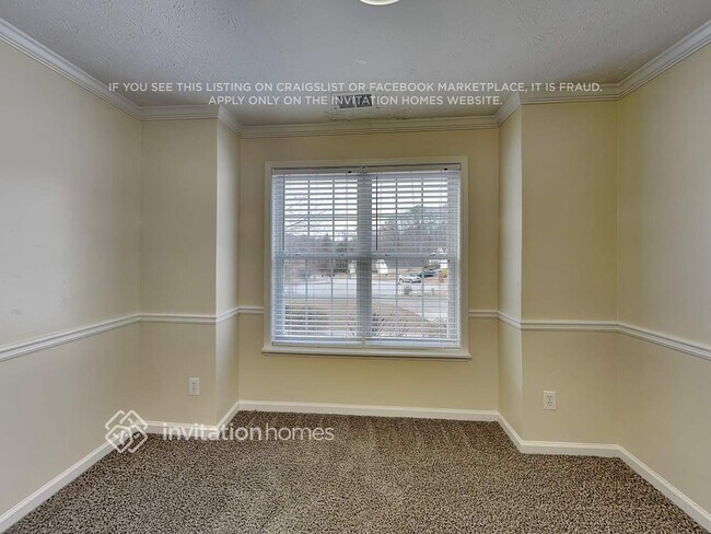 Building Photo - 3300 Glen Summit Ln