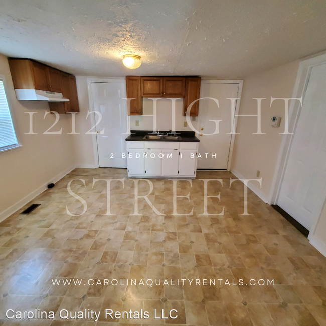 Building Photo - 2 br, 1 bath House - 1212 Hight Street 121...