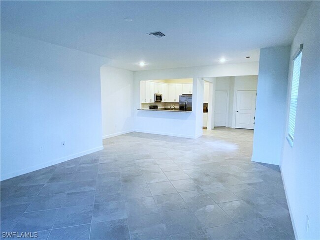 Building Photo - 14279 Pine Lodge Ln
