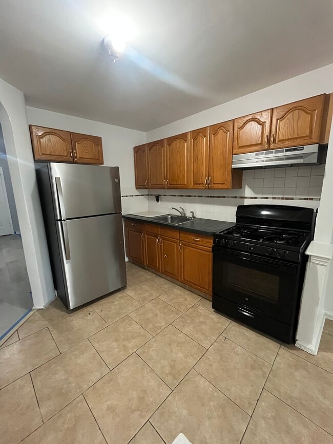 Building Photo - 5111 Avenue H