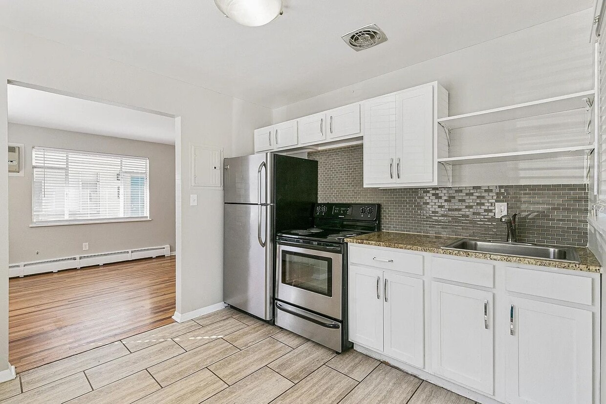 Photo - 1043 Ammons Street-1043