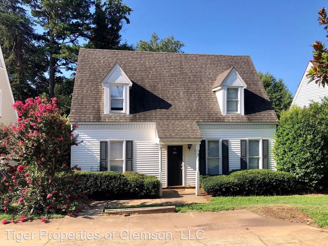 Foto principal - 919 Madden Bridge Rd