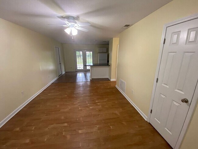 Building Photo - Charming 3BR Brick Home near Sandfly with Fully Fenced Backyard