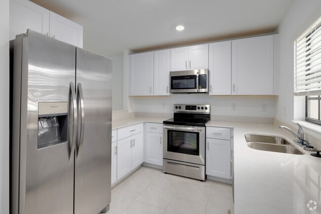 2BR 2.5BA - 1415SF - Landings At Westport