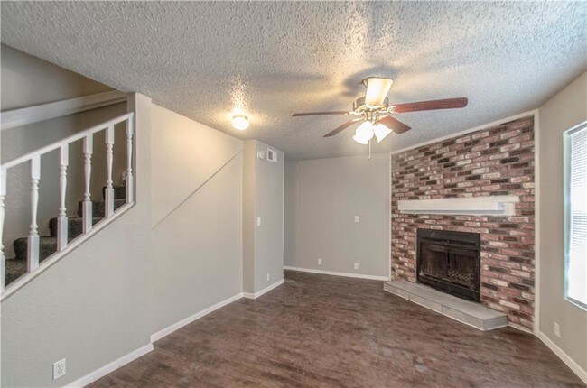 Foto del edificio - 109 Montego Dr