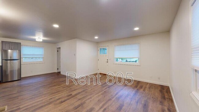 Foto del edificio - 43 N Laurel St