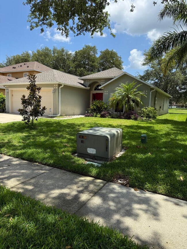 Foto del edificio - For rent condo Space Coast 5 minutes from ...