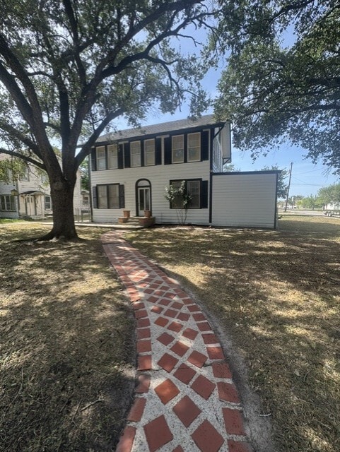 Building Photo - 704 W Richard Ave
