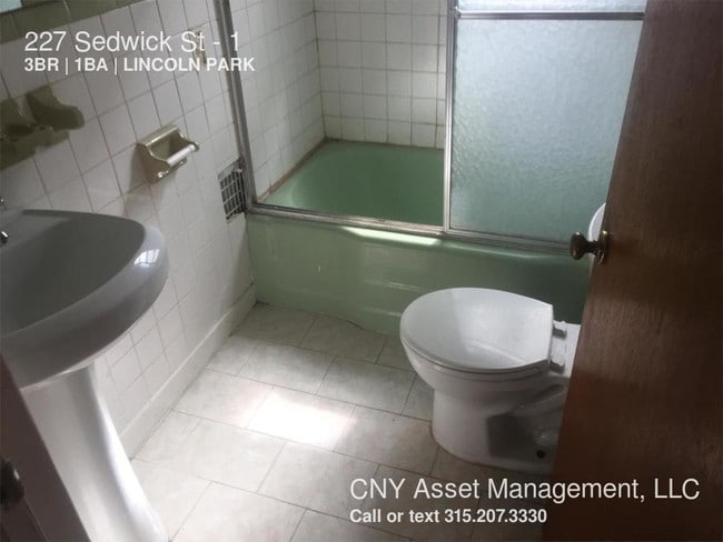 Foto del edificio - 227 Sedgwick St
