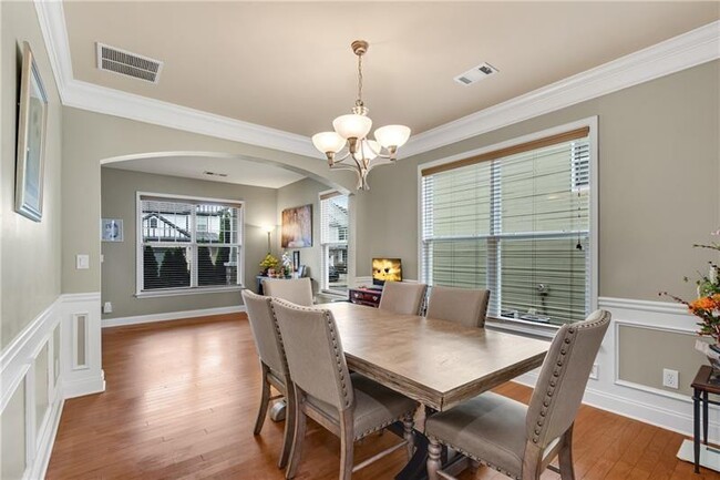 Foto del edificio - 6035 Beaver Ridge Dr