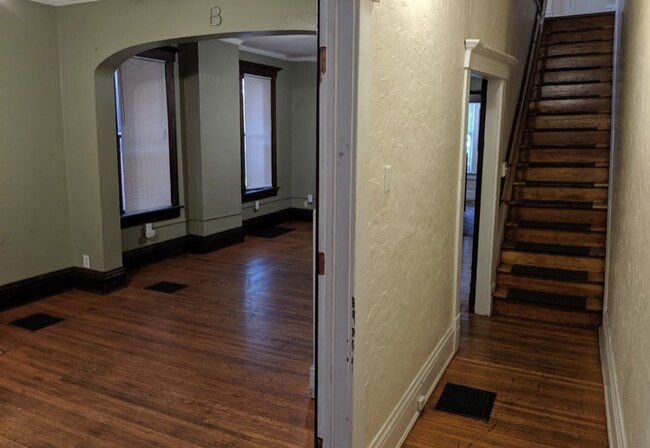 LUXURY FLOORING THRU OUT - 2019 N 4th St