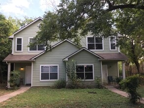 Building Photo - 1803 Poquito St
