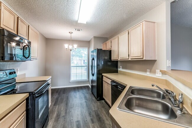 Foto del edificio - 1433 Spicewood Dr