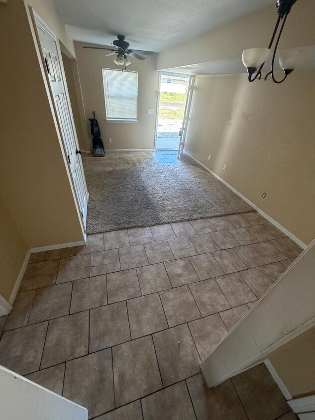 Building Photo - 7404 Svena Dr