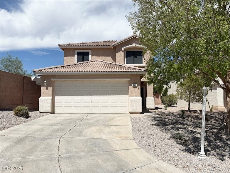 Foto principal - 2613 Pinerock St