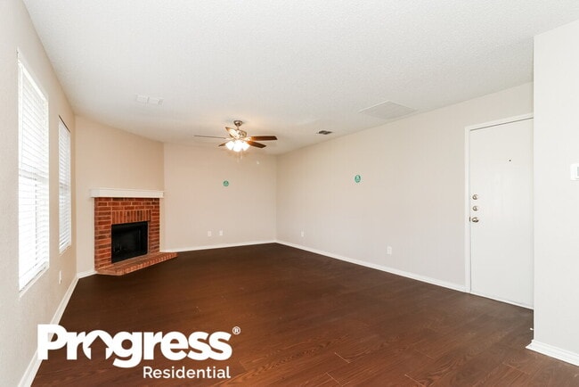 Building Photo - 6151 De Lollis Dr