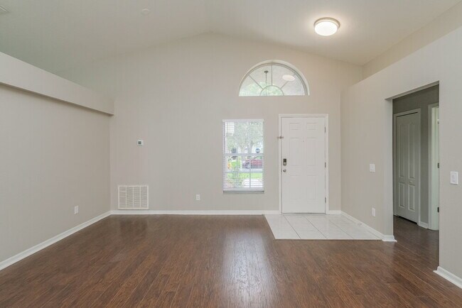 Building Photo - 3909 Judson Dr