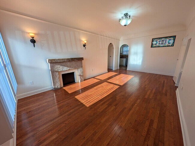 Foto del edificio - 1205 S Muirfield Rd