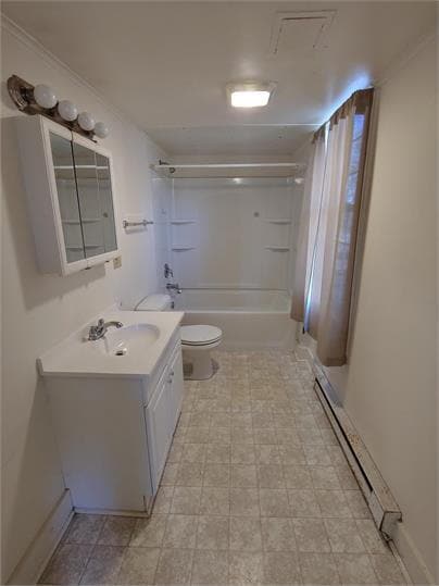 Building Photo - Charming 2 Bedroom Duplex Near Shopping & Schools