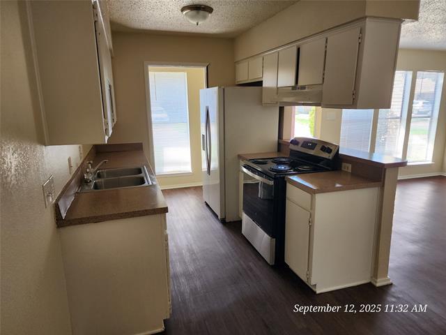 Building Photo - 517 Gibbins Ct