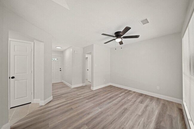 Foto del edificio - 3623 Peachstone Pl