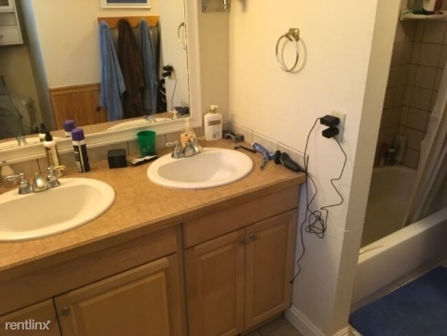 Foto del edificio - 3 br, 2 bath House - 1521 Westview Ave