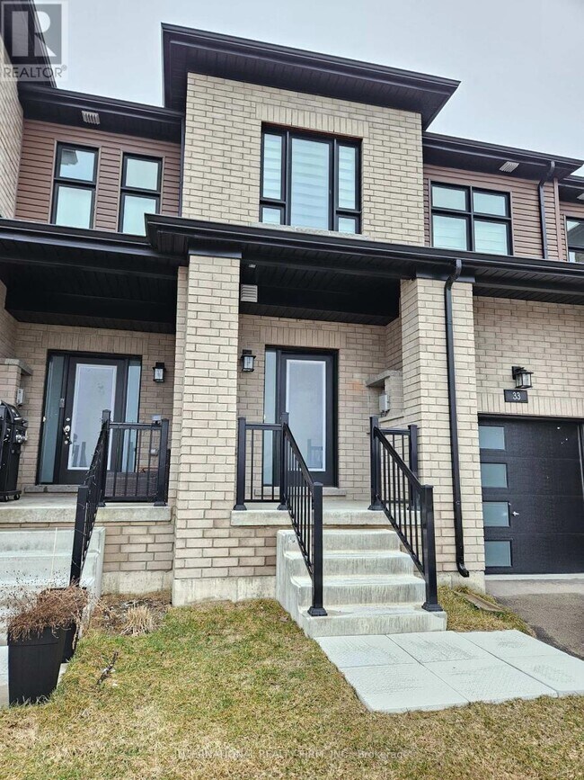 Photo du bâtiment - 33 Turnberry Ln