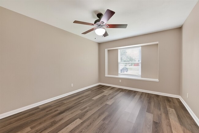 Foto del edificio - 12002 Hillcroft St