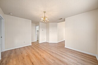 Building Photo - 21115 Hidden Bridle Ct