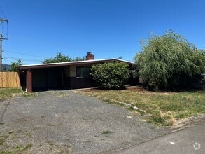 Building Photo - 2360 D St
