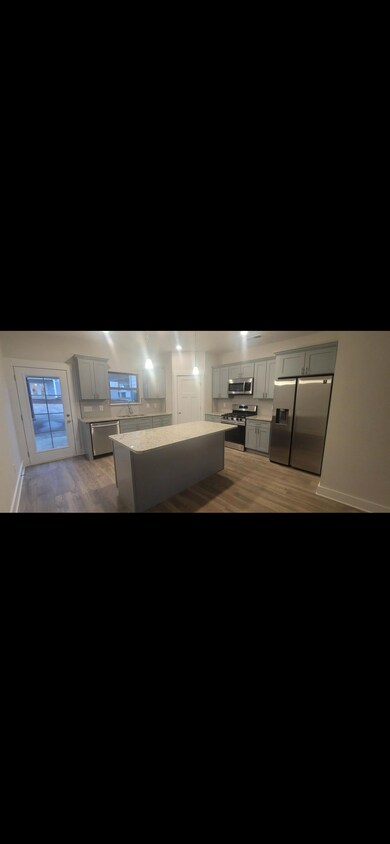 Primary Photo - 1505 White Tip Ln