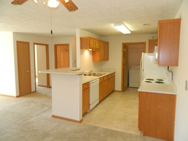 Building Photo - 1608 S Grandview Ave