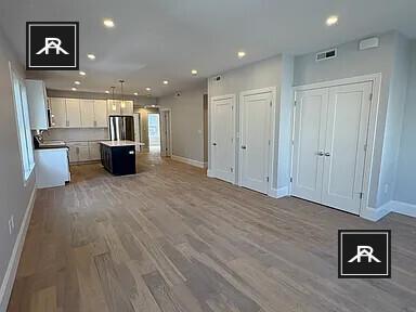 Building Photo - 3 bedroom in Brighton MA 02135
