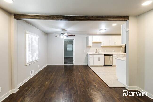 Building Photo - 5479 Brownlee Rd SW, Stone Mountain, GA 30087