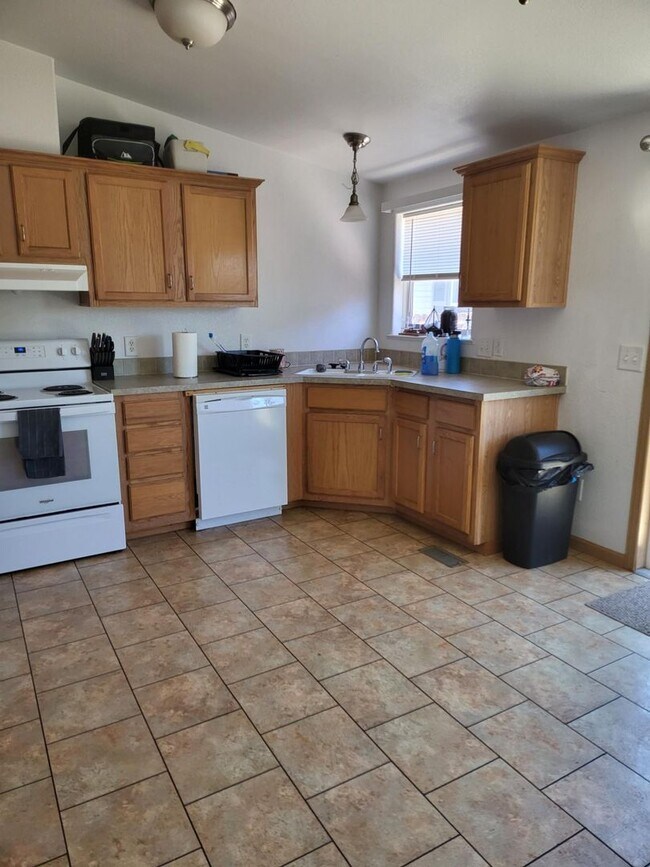 Foto del edificio - Look Here! Available 3bd 2ba Home!