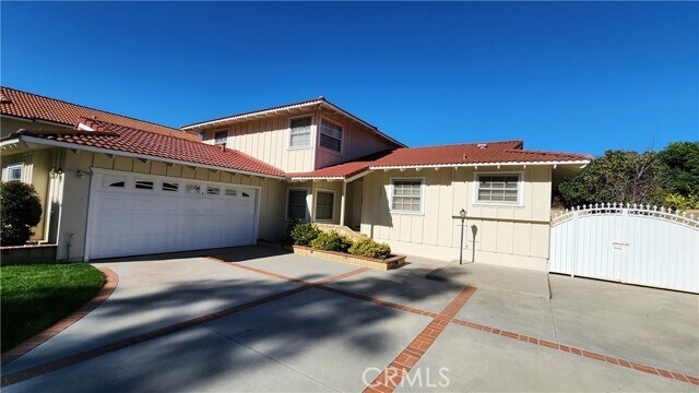 Building Photo - 16083 Mesa Robles Dr