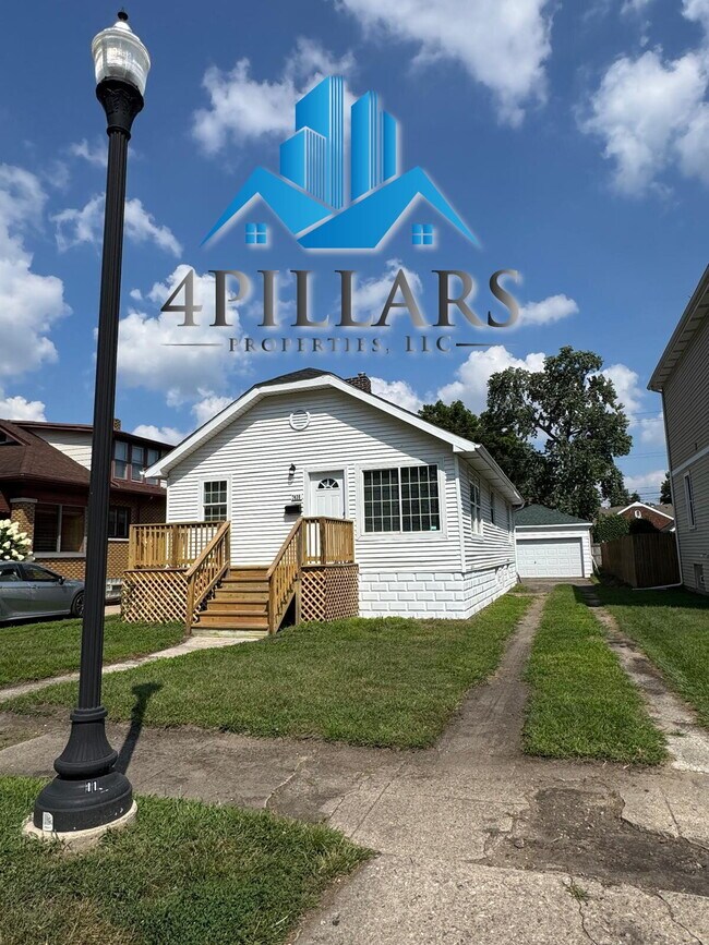 Foto del edificio - 7435 Jackson Ave