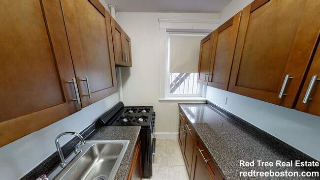 Building Photo - 1191 Boylston St