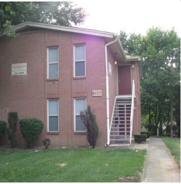 Primary Photo - 1937 Summit St
