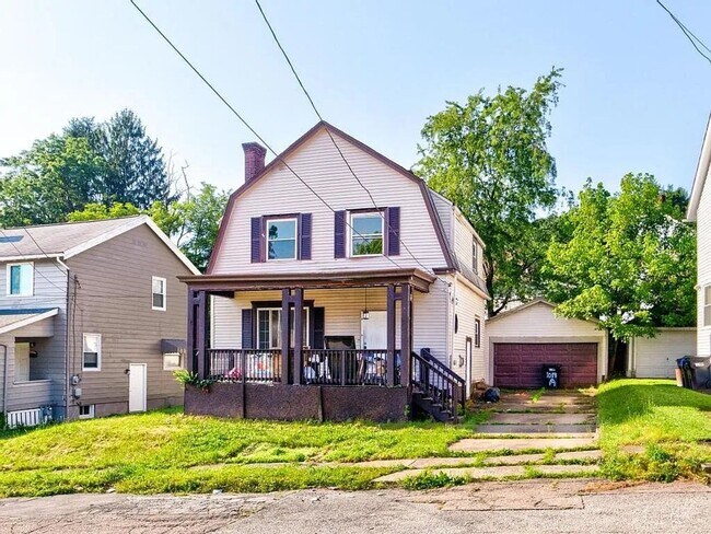 Foto del edificio - 4BD/2BA Home for Rent in Aliquippa PA
