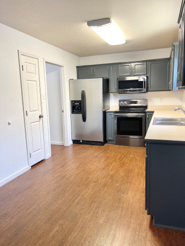 Foto del edificio - 3145 Lippizan St