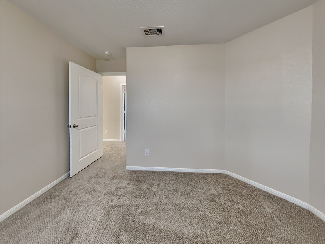 Foto del edificio - 729 Totem Trail Dr