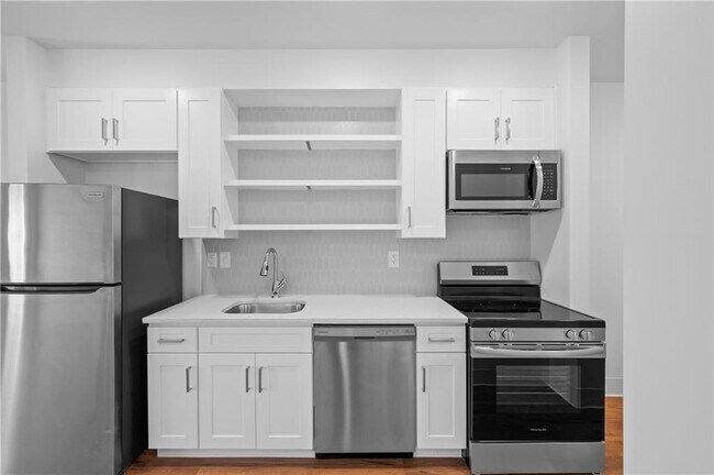 Foto del edificio - 456 Flat Shoals Ave SE