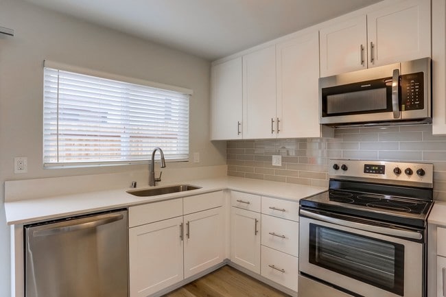Interior Photo - Riviera Marina