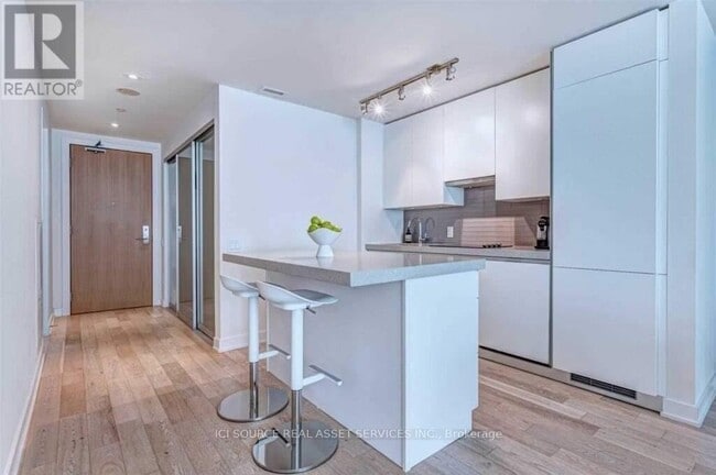 Photo du bâtiment - 38 Stewart St