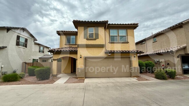 Photo - 2964 S Washington St House