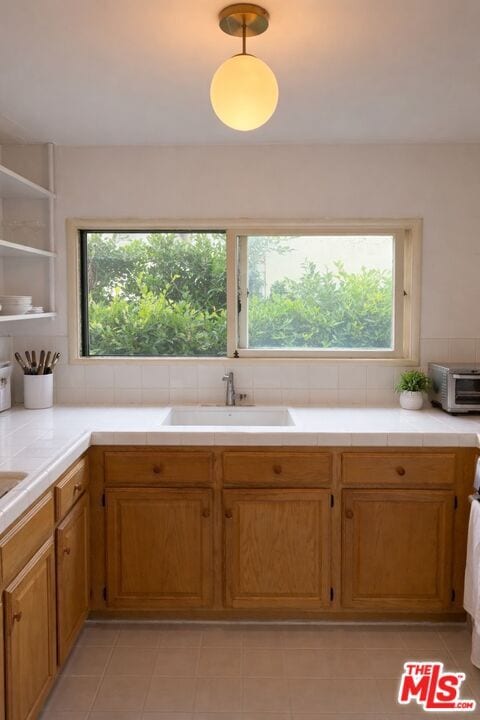 Building Photo - 2033 Euclid St