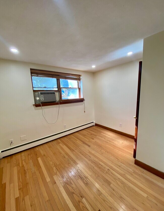 Foto del edificio - 31 Loomis St