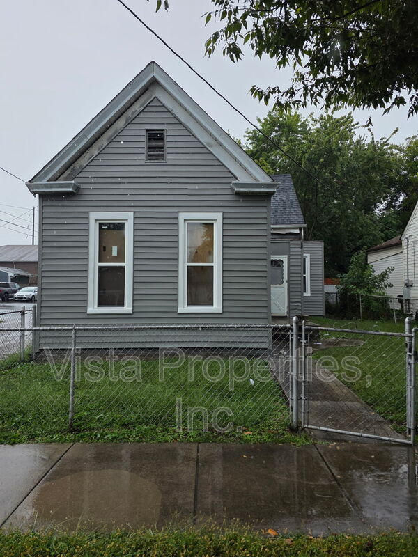 Building Photo - 313 Thomas St