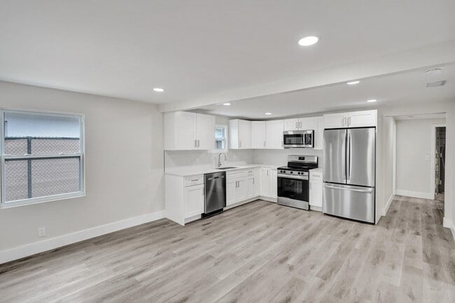 Foto del edificio - 238 SW 10th Ave
